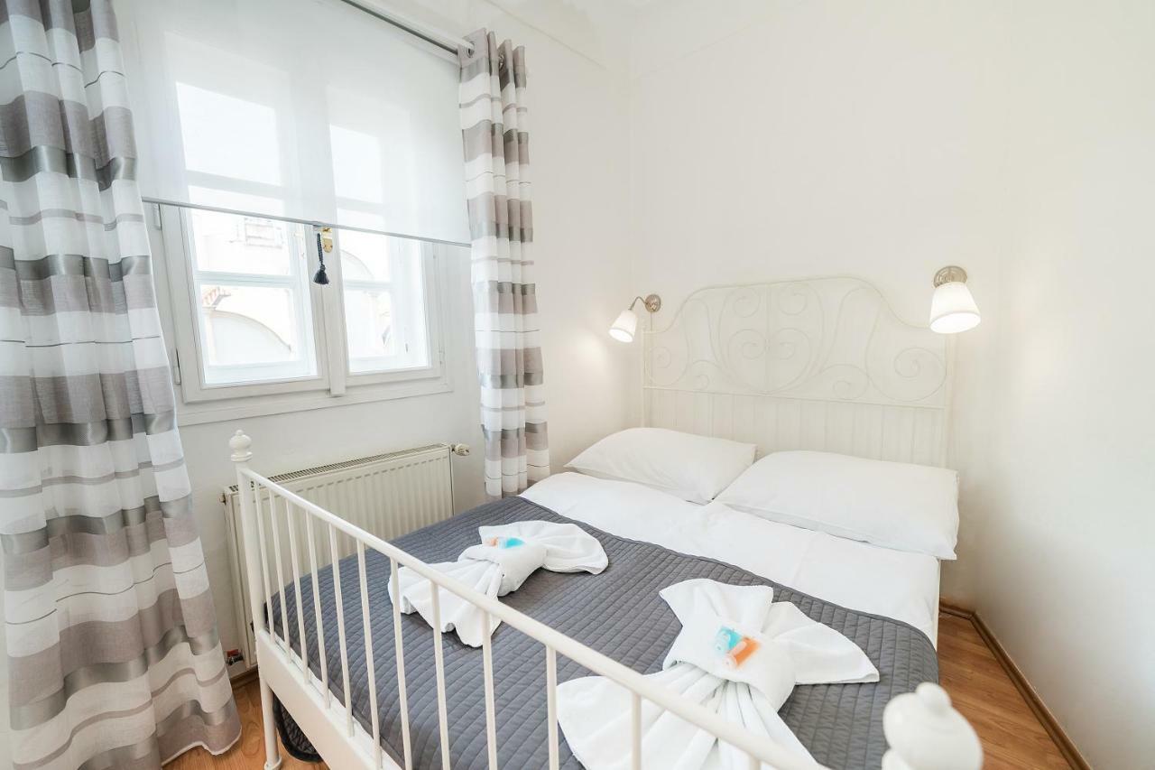 פראג Apartments Pushkin מראה חיצוני תמונה